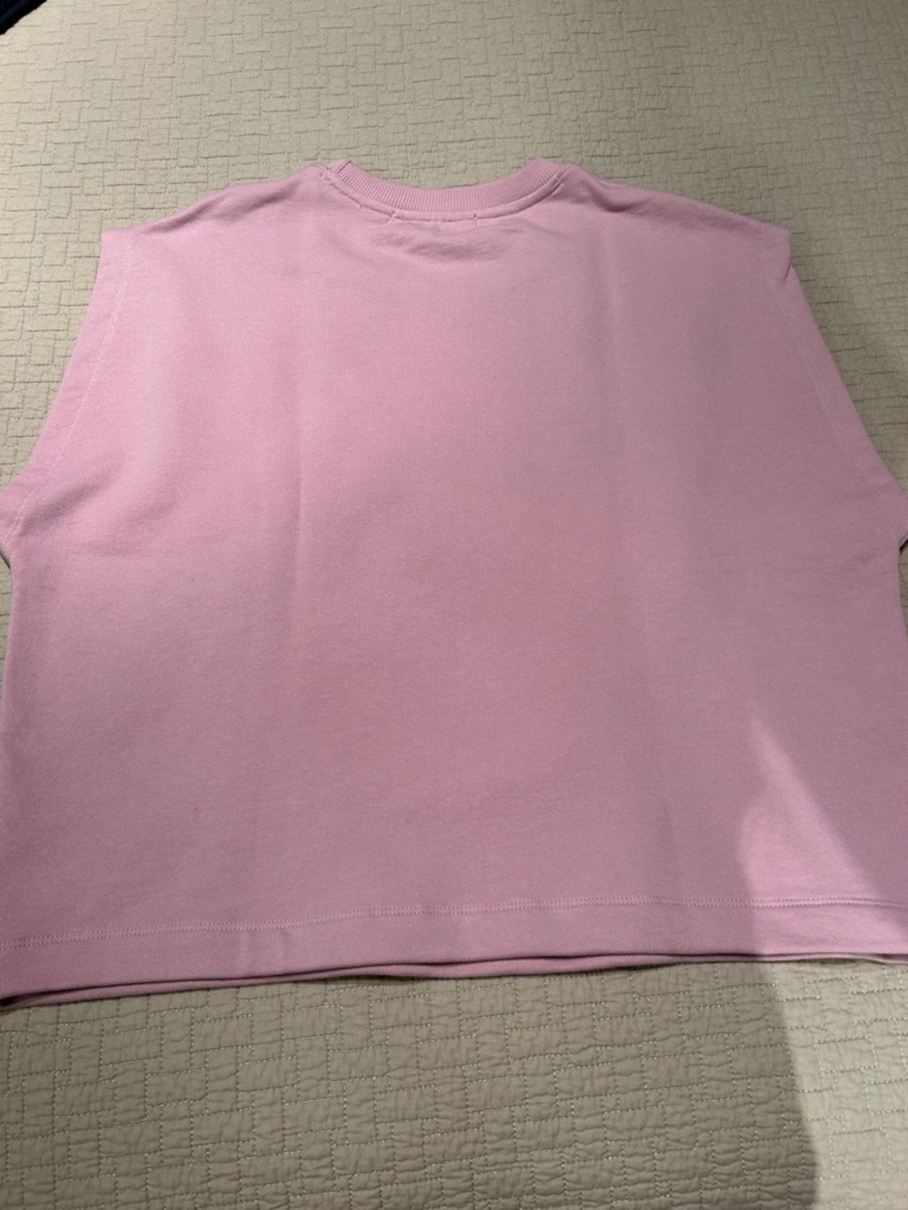Essentiel Antwerp Pink Floral Sequin Top - Picture 7 of 8